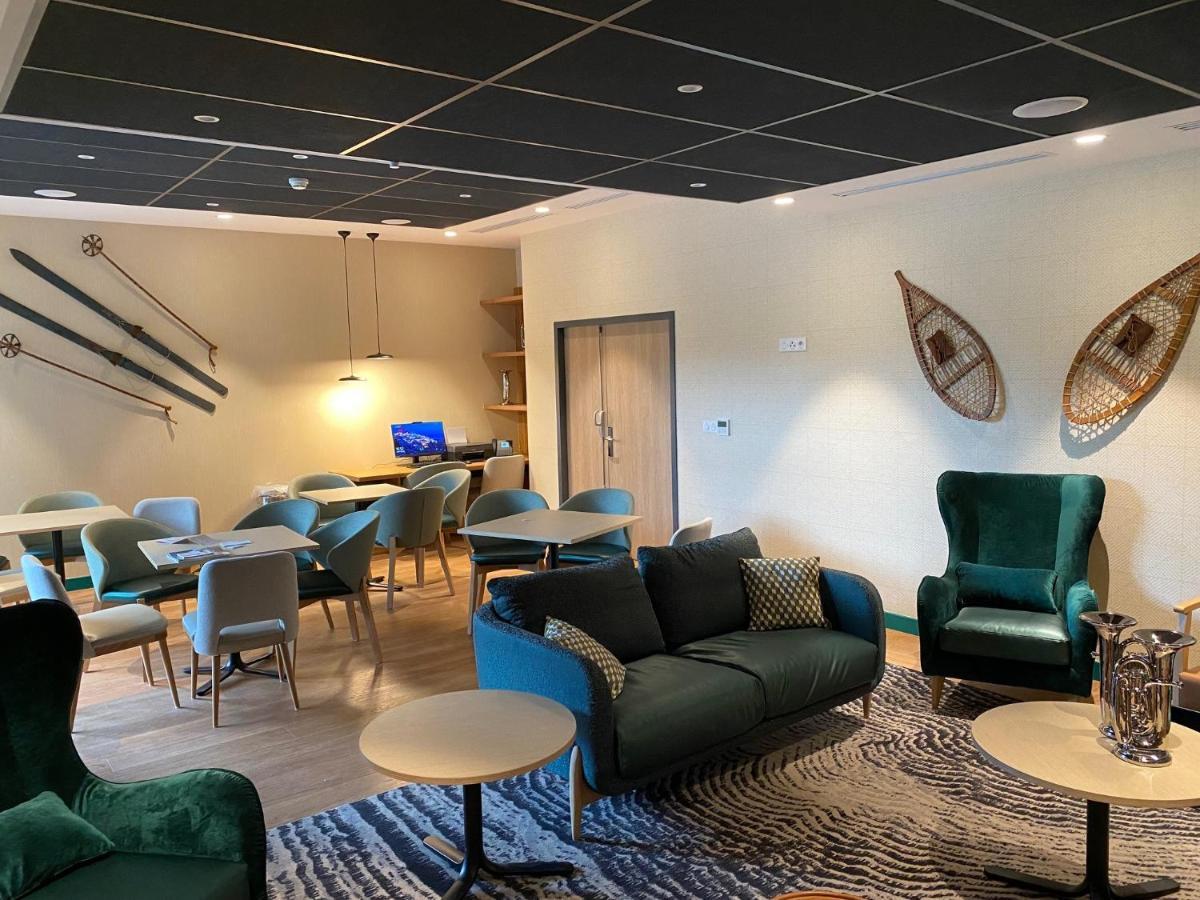 Aparthotel Domitys L'Horologia Cluses Exterior foto